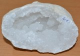 Géode de quartz - 12x8x8cm - 813g