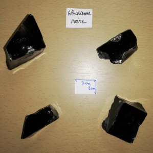 Obsidienne noire - Morceau entre 60 et 90 gr