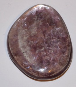 Lépidolite - Galet - 3x3x0.8cm - 12 à 16g