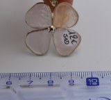 Quartz rose : pendentif : 2.5cm x 2.5cm